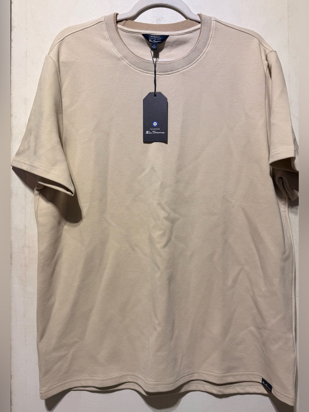 #NWT Ben Sherman Short Sleeve Size-Large Crewneck Tee in Oatmeal
